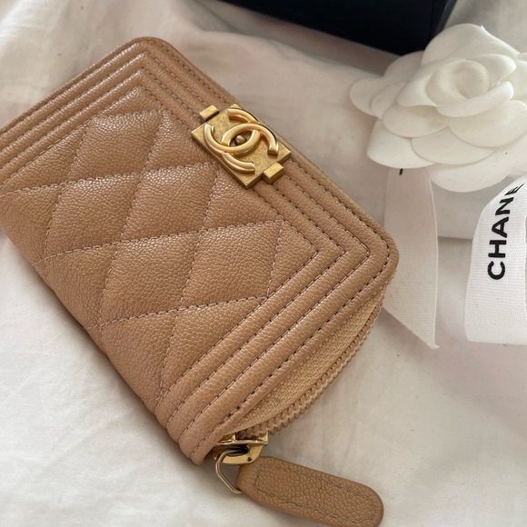 CHANEL Wallet - Picture 4 of 9